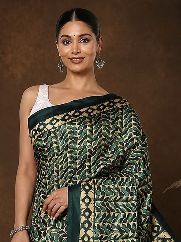 Green_&_Gold_Geometric_Kashmiri_Silk_Saree_|_Taal
