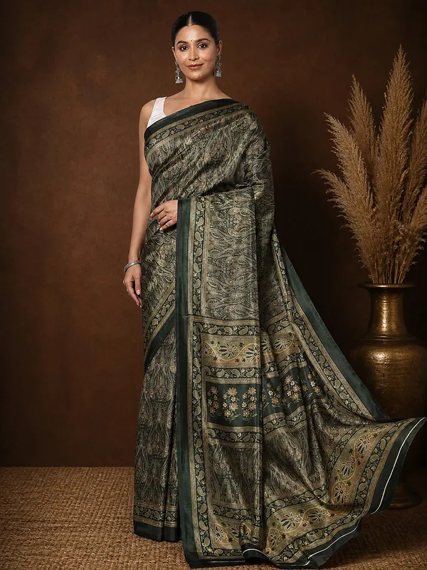 Dark_Green_Paisley_Kashmiri_Silk_Printed_Saree_|_Manzil