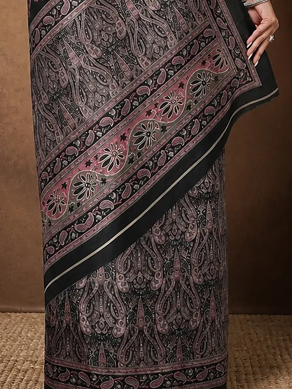 Black_Floral_Paisley_Printed_Kashmiri_Silk_Saree_|_Silsila