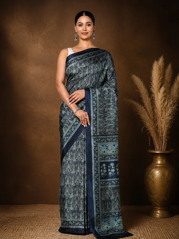 Dark_Blue_Paisley_Kashmiri_Silk_Printed_Saree_|_Manzil