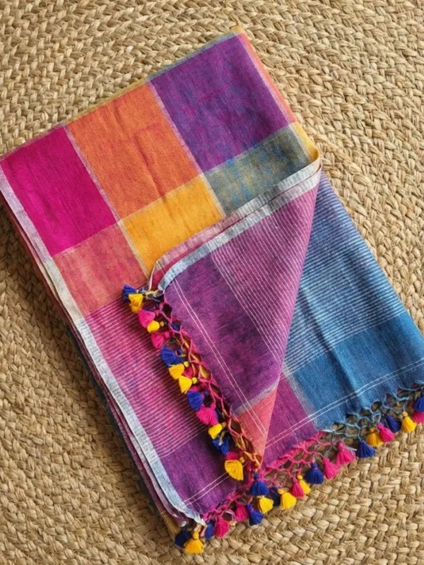 Vaanya_Pure_Linen_Earthy_Handloom_Saree