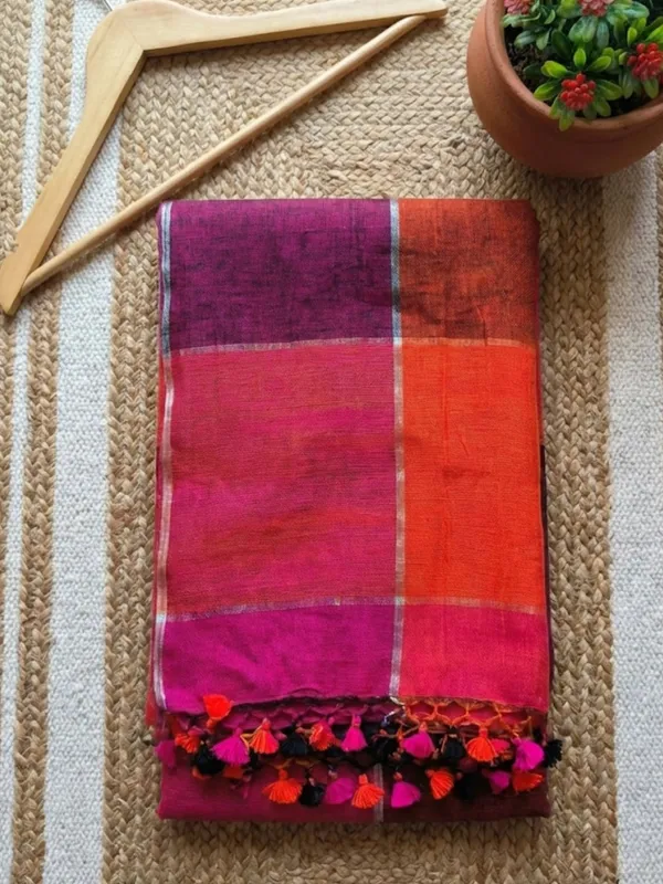 Vaanya_Pure_Linen_Artisanal_Handloom_Saree