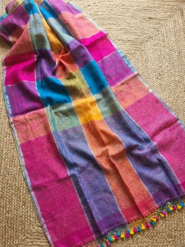 Vaanya_Pure_Linen_Mystic_Handloom_Saree