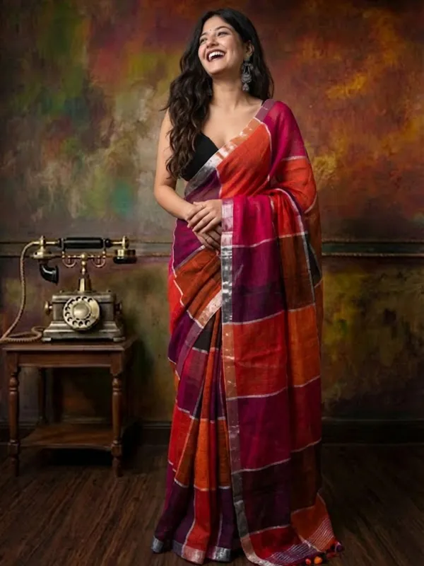 Vaanya_Pure_Linen_Vibrant_Handloom_Saree