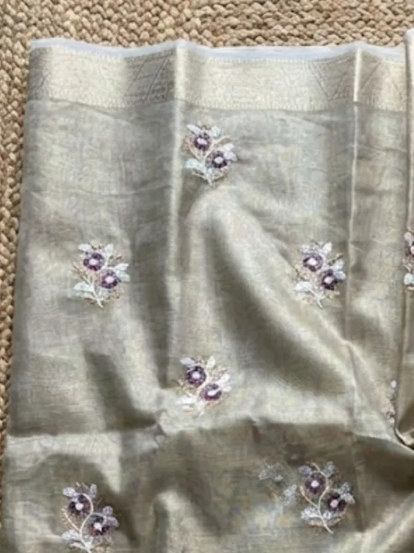 Eshira_Kota_Doria_Semi_Silk_Saree_Muted_Bronze
