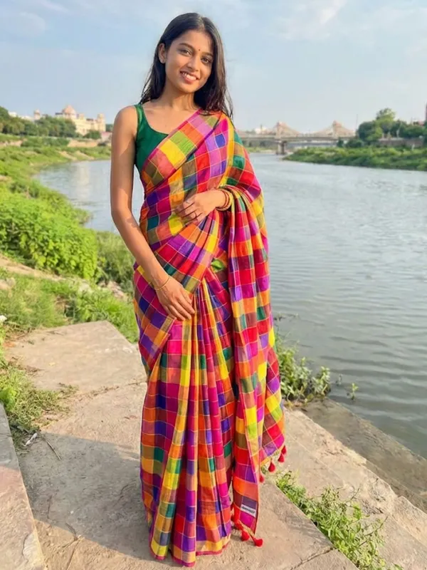 Zivanya_Colorful_Pure_Mul_Cotton_Handloom_Saree