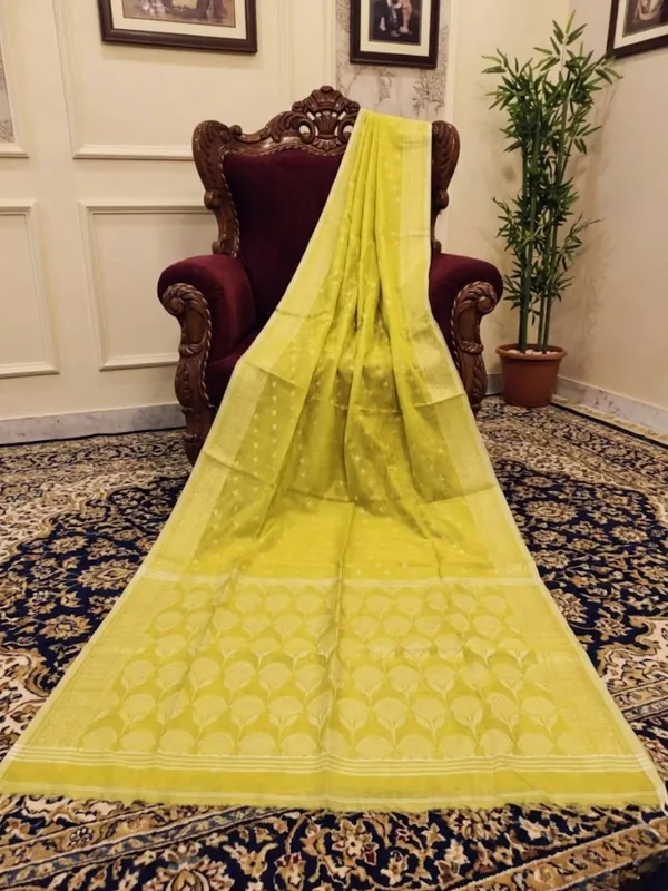 Samaira_Pure_Silk_Linen_Handloom_Saree_Lime_Green