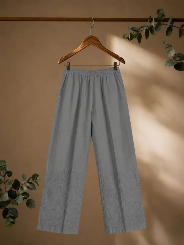 Noor-e-Chikan_Pure_Cotton_Stretchable_Pants_Gray