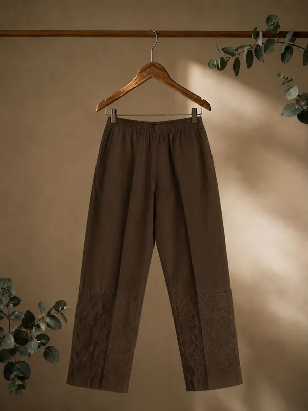 Noor-e-Chikan_Pure_Cotton_Stretchable_Pants_Brown