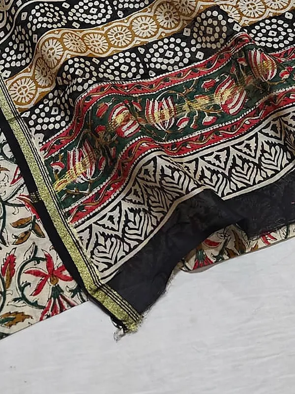 Kalamkari_Suvidha_Chanderi_Silk_Saree_Coral_Beige