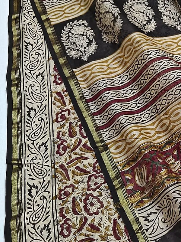 Kalamkari_Suvidha_Chanderi_Silk_Saree_Calm_Beige