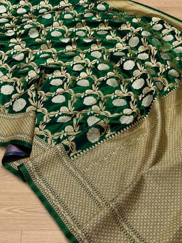 Aviora_Jaal_Mashru_Katan_Silk_Saree_Dark_Green