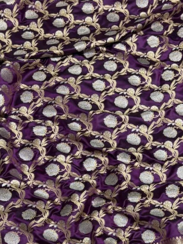 Aviora_Jaal_Mashru_Katan_Silk_Saree_Violet