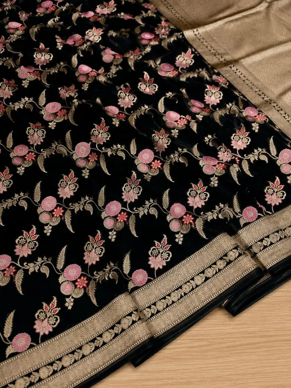 Tanaavya_Mina_Mashru_Katan_Silk_Saree_Black