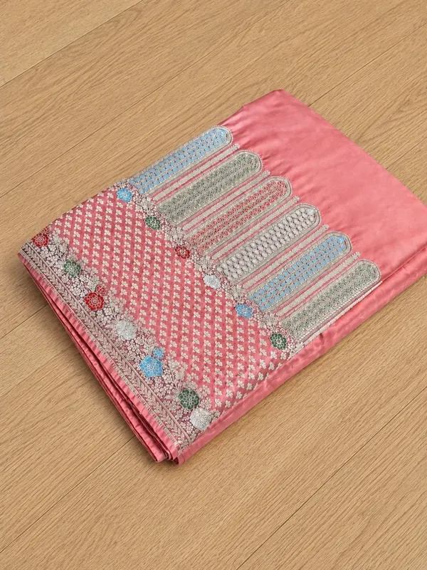 Tanaavya_Mina_Mashru_Katan_Silk_Saree_Peach