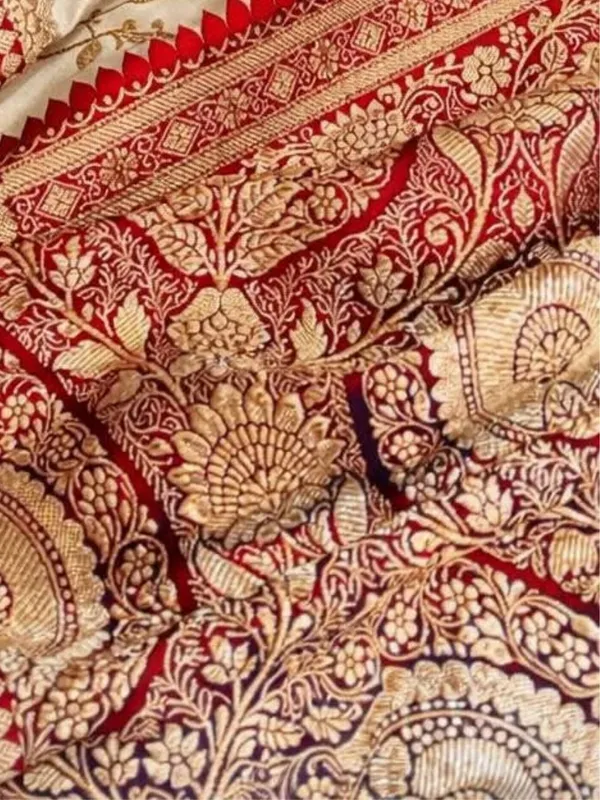 Roop_Vaibhav_Mashru_Katan_Silk_Saree_Off_White