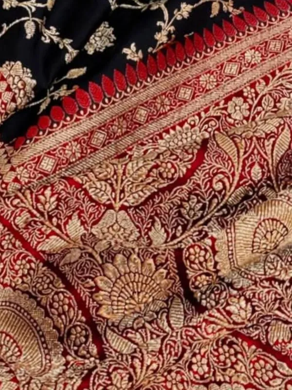 Roop_Vaibhav_Mashru_Katan_Silk_Saree_Black