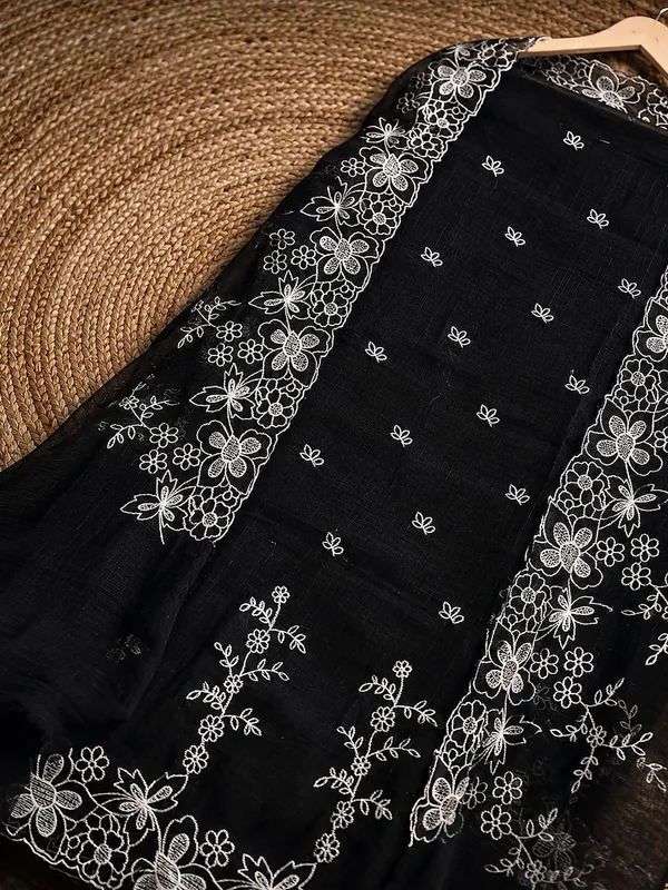 Sutrika_Kota_Doria_Cutwork_Suits_(T+B+D)_Black