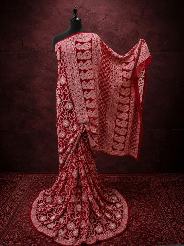 Taanvika_Georgette_Chikankari_Saree_Red