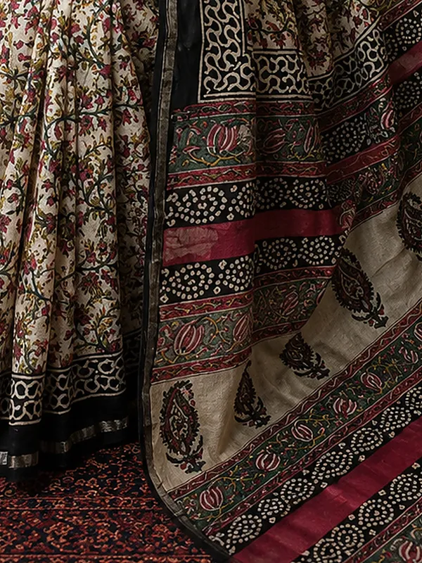 Kalamkari_Vaibhav_Chanderi_Silk_Saree_Bone_Beige