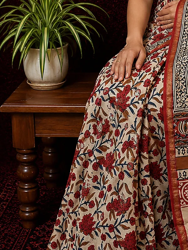 Kalamkari_Vaibhav_Chanderi_Silk_Saree_Ash_Beige