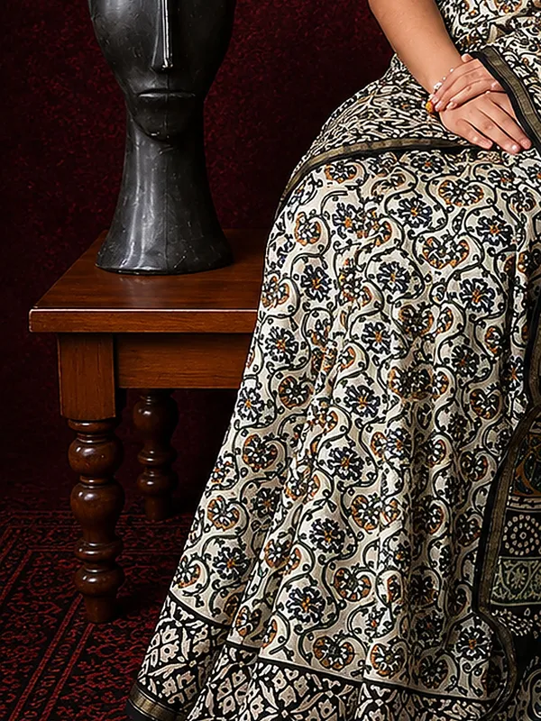 Kalamkari_Vaibhav_Chanderi_Silk_Saree_Soft_Beige