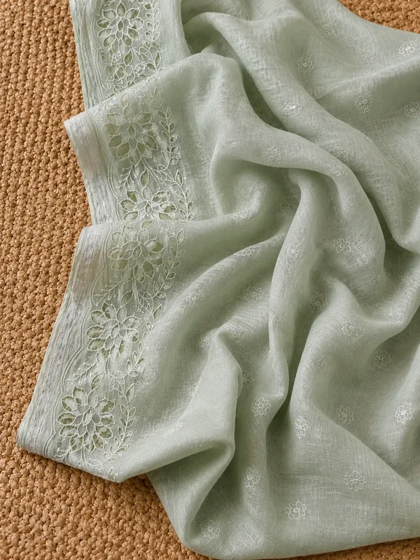 Saanvi_Pure_Linen_Embroidered_Suit_(T+B+D)_Pale_Green