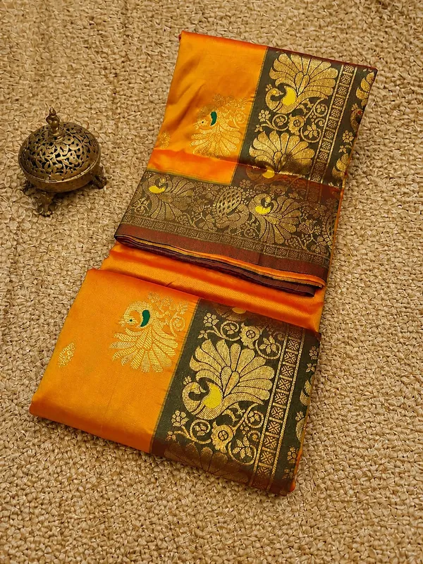 Mihira_Peshwai_Paithani_Silk_Handloom_Saree_Golden_Yellow