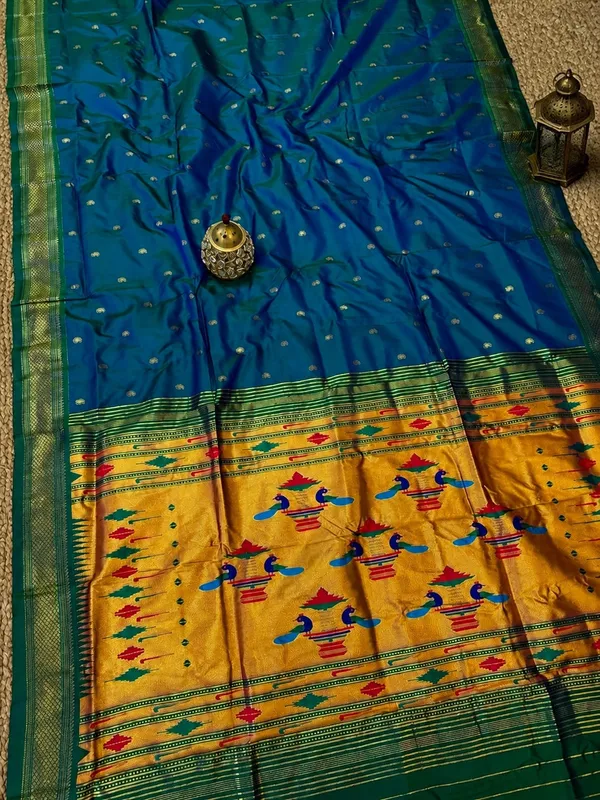 Mayuri_Double_Pallu_Paithani_Silk_Saree_Peacock_Blue