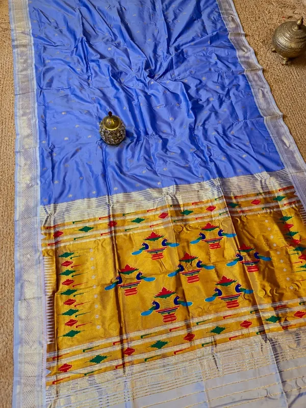 Mayuri_Double_Pallu_Paithani_Silk_Saree_Soft_Blue