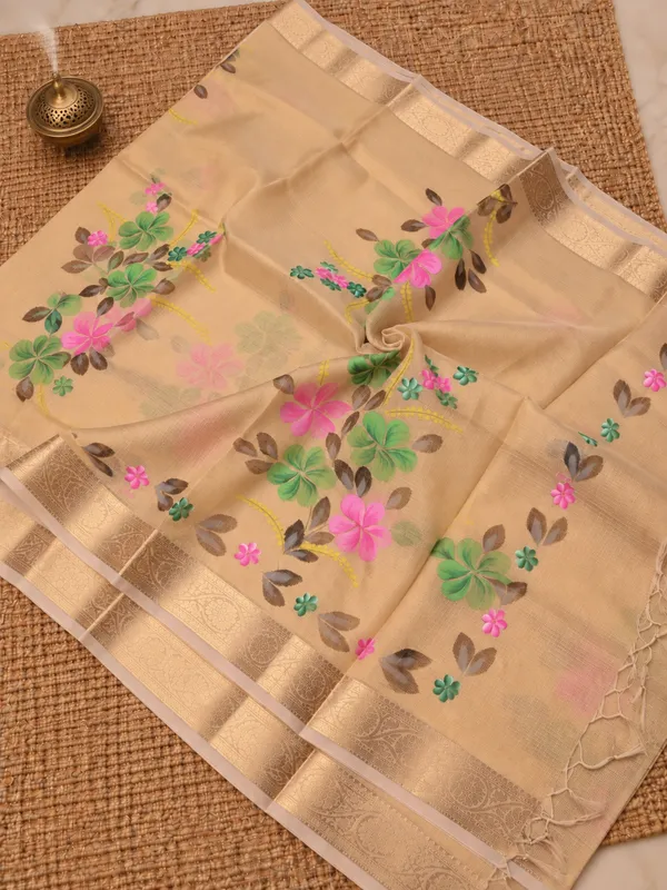 Rangini_Kota_Doria_Semi_Silk_Hand-Painted_Saree_Warm_Beige