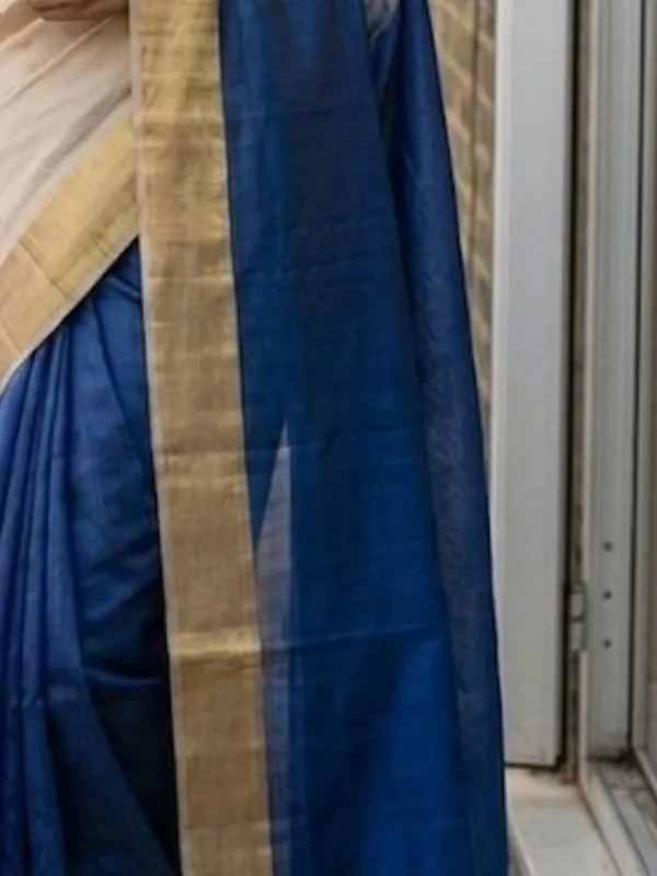 Handloom_Kota_Silk_Beige_&_Royal_Blue_Saree