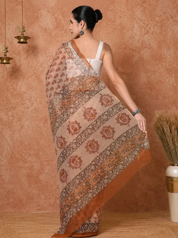 Rangmaati_Kota_Doria_Hand_Block_Print_Radiant_Saree
