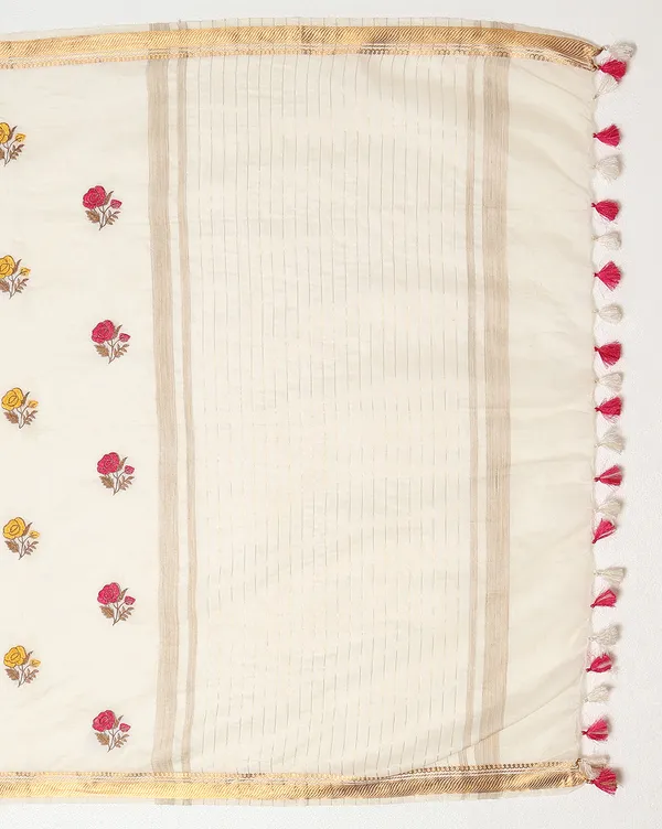 Aabha_Silk_Linen_Embroidered_Saree_Off_White