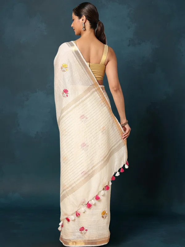 Aabha_Silk_Linen_Embroidered_Saree_Off_White