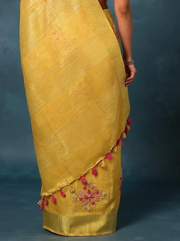 Shiromani_Tissue_Linen_Mustard_Yellow_Embroidery_Saree