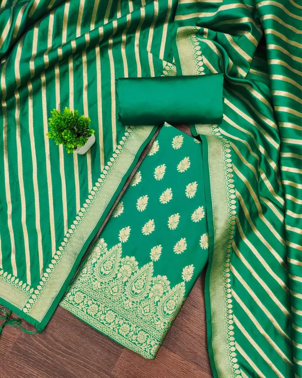 Noor-e-Banaras_Lichi_Silk_Green_Suit_Brocade_Weaving