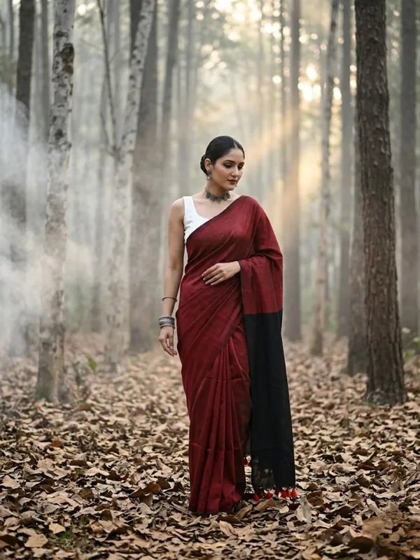 Earthloom_Handdyed_Khadi_Cotton_Saree_Rustic_Red