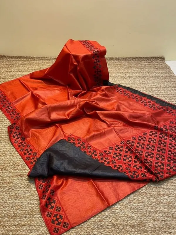 Mridini_Silkmark_Tussar_Silk_Embroidery_Saree_Bold_Red