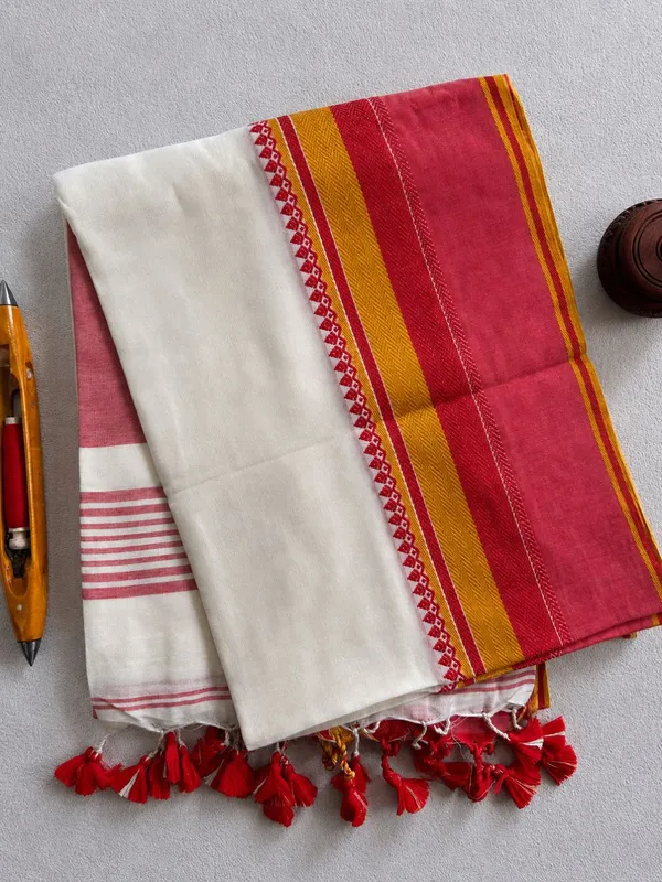 Kinara_Pure_Handloom_Cotton_Saree_Red_&_White