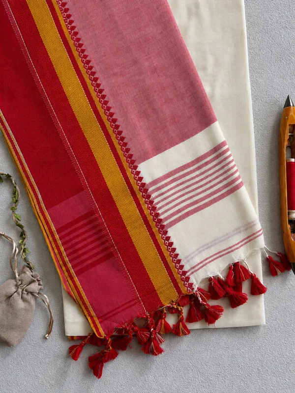 Kinara_Pure_Handloom_Cotton_Saree_Red_&_White