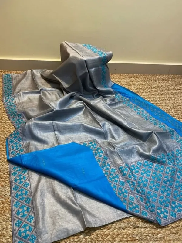 Mridini_Silkmark_Tussar_Silk_Embroidery_Saree_Cool_Gray