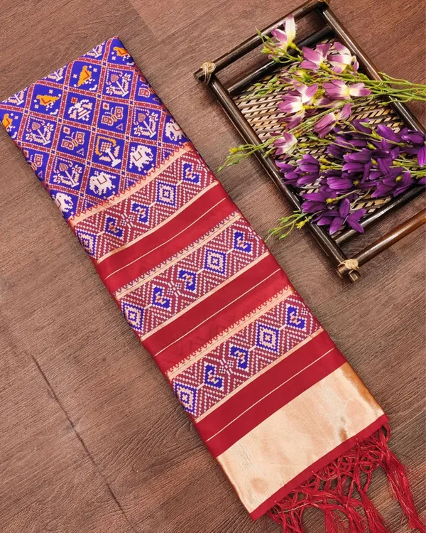 Noor-e-Banaras_Lichi_Silk_Sleek_Black_Patola_Dupatta