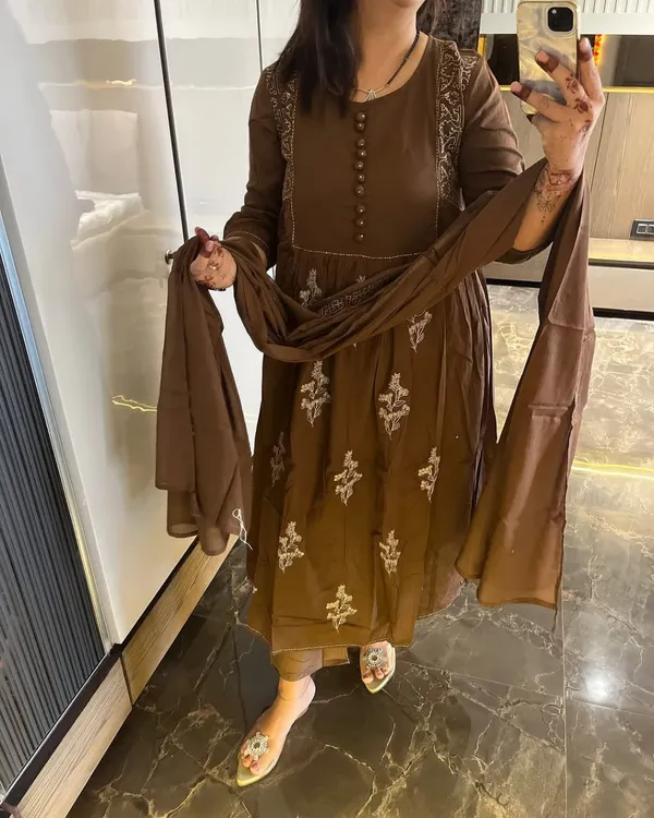 Brown_Cotton_Kurti_Pant_With_Dupatta_Set