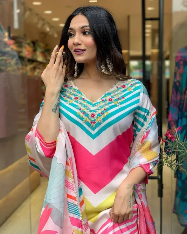 White_Roman_Silk_Kurti_With_Pant_&_Dupatta_Set_For_Women