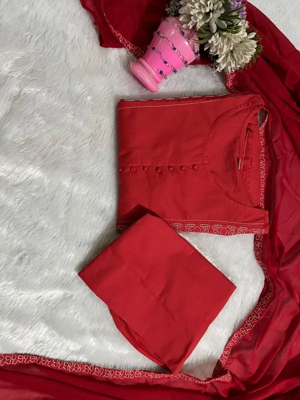 Red_Cotton_Kurti_Pant_With_Dupatta_Set
