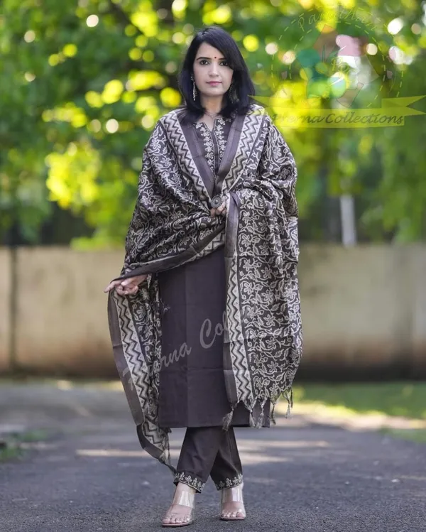 Brown_Cotton_Slub_Kurti_With_Pant_&_Dupatta_Set_For_Women