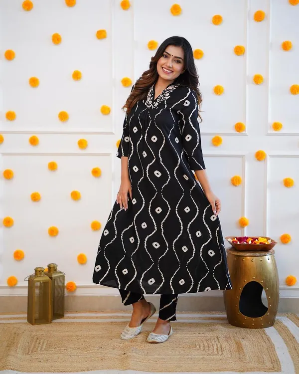 Blue_Rayon_Kurti_&_Pant_For_Women