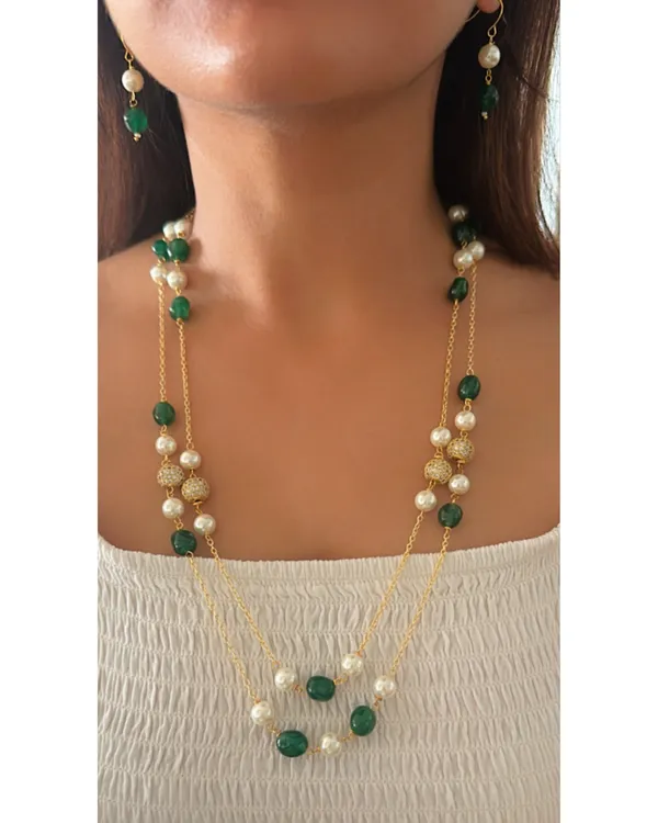 Emerald_Green_Zoe_Pearl_&_Stone_Double_Layered_Mala_In_Golden_Chain_For_Women