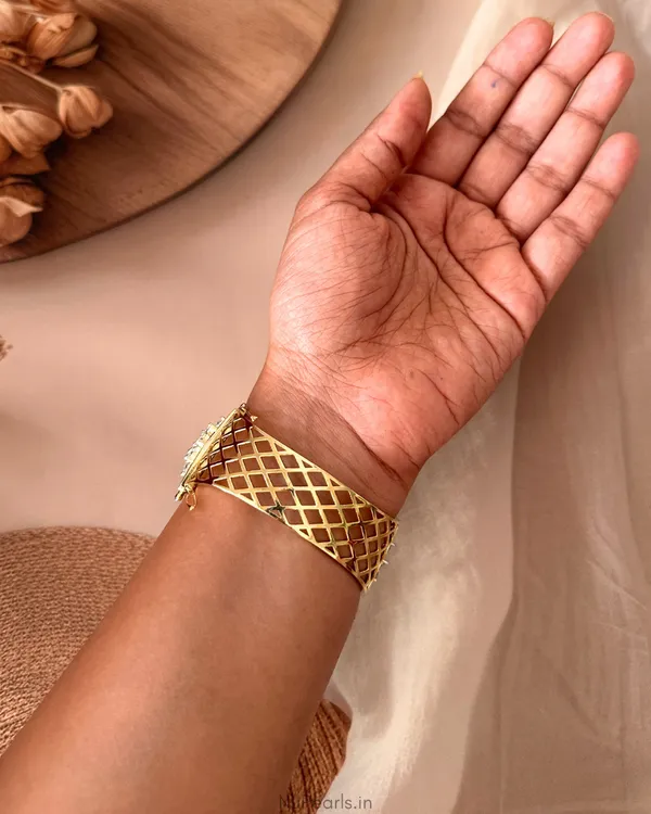 Aza_CZ_Gold-Silver_Dual_Tone_Statement_Premium_Openable_Kada_Bracelet